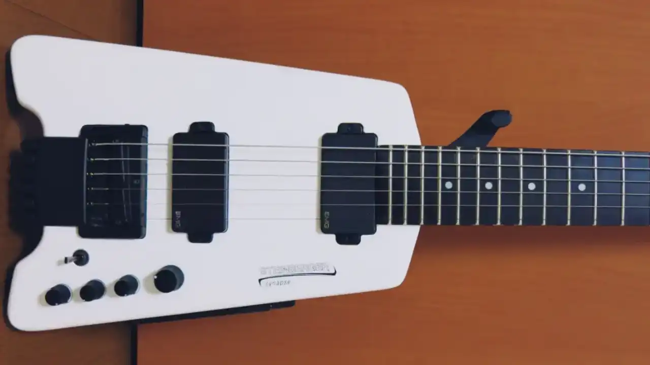 Synapseのレビュー 見た目に騙されるな！小さな巨人から放たれるヘヴィ&クリーンサウンド - Dockpod